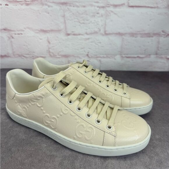 Gucci Women’s Series Gg Embossed Low Sneakers New 38.5 - Picture 3 of 12